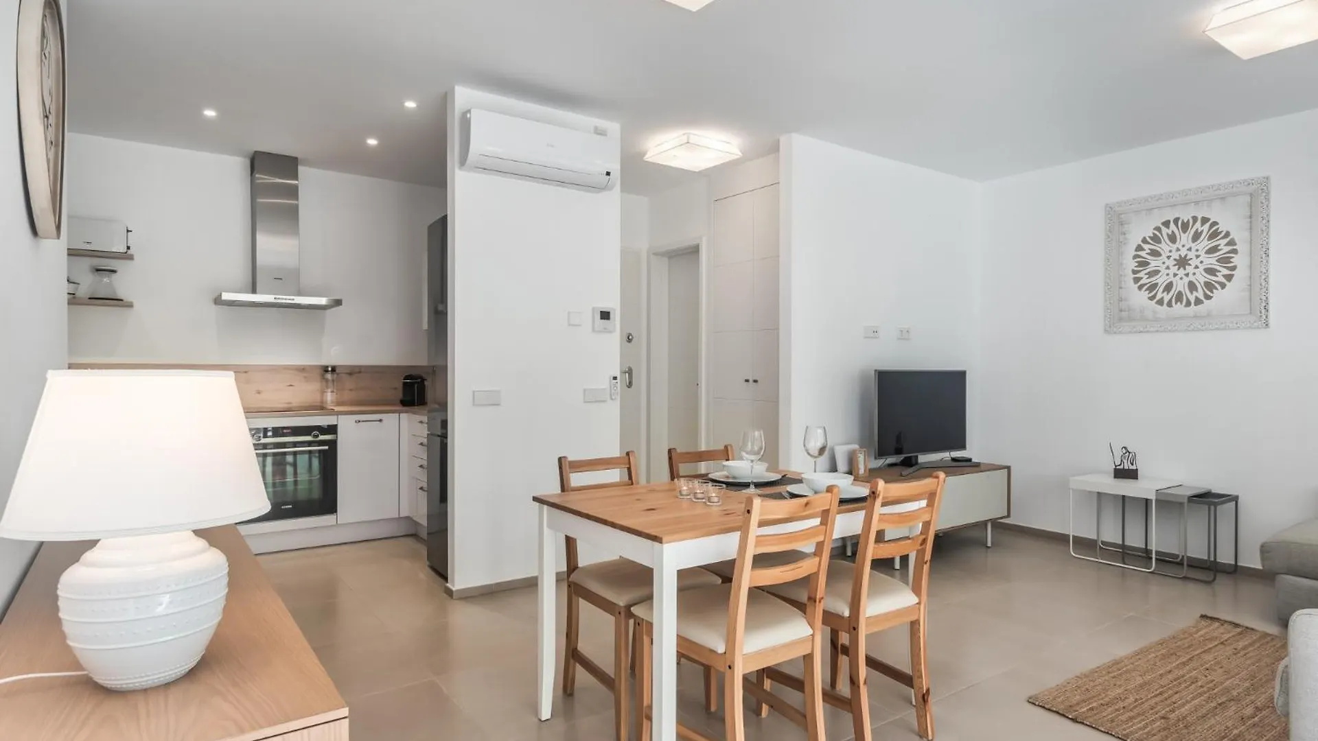 Holiday home Colinas - Bentor 0,3 Pool View 1B Villa Arona  Spain